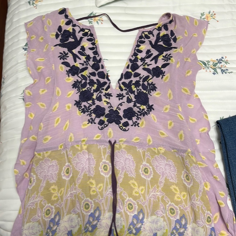 Alex Russo Free people embroidered top